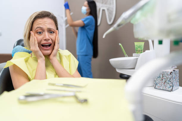 Best Dentist for Tooth Abscess  in Williston Highlands, FL